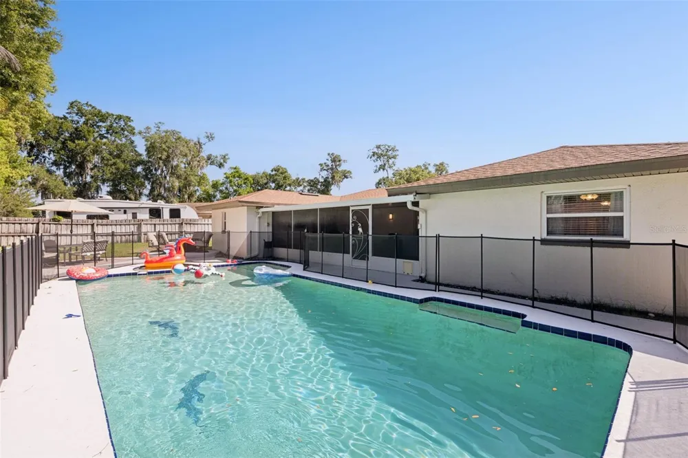 102 ASPEN PLACE Longwood, FL 32750