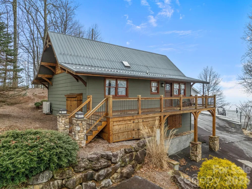 6773 & 6777 Pinnacle Mountain Road Zirconia, NC 28790