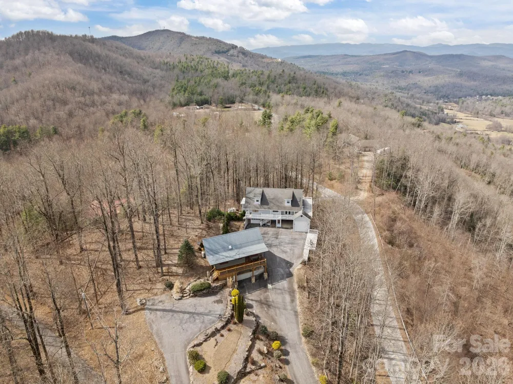 6773 & 6777 Pinnacle Mountain Road Zirconia, NC 28790
