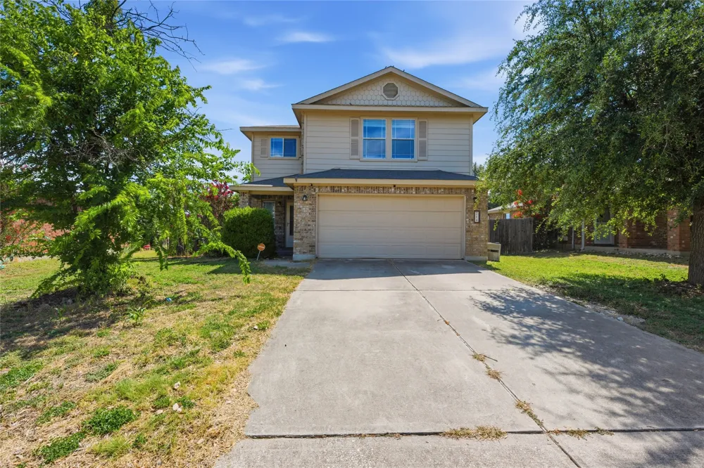 214 Woodley Road Leander, TX 78641