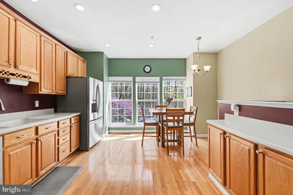 8016 PENNINGTON DRIVE Laurel, MD 20724