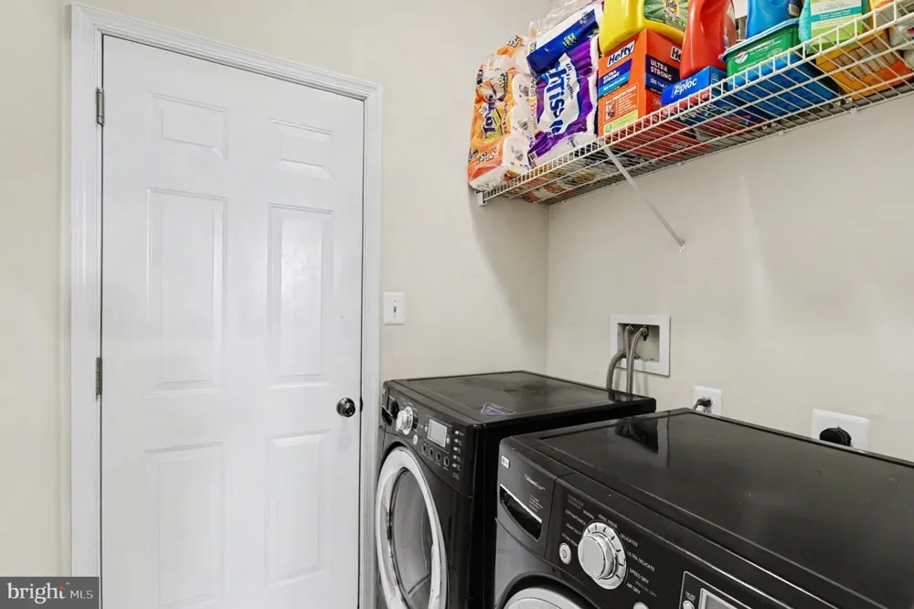 8016 PENNINGTON DRIVE Laurel, MD 20724