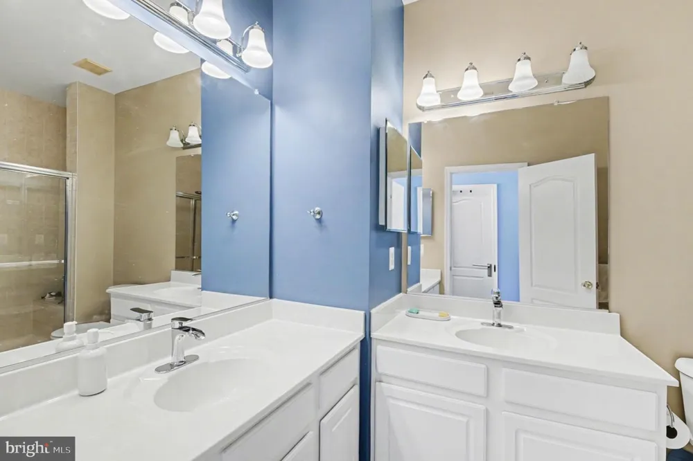 8016 PENNINGTON DRIVE Laurel, MD 20724