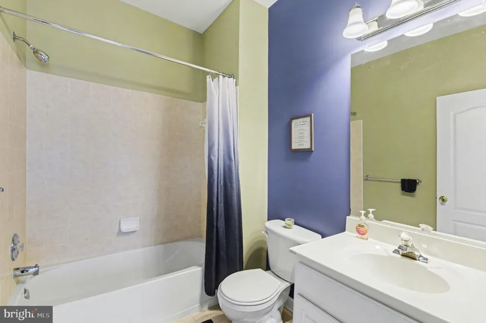 8016 PENNINGTON DRIVE Laurel, MD 20724