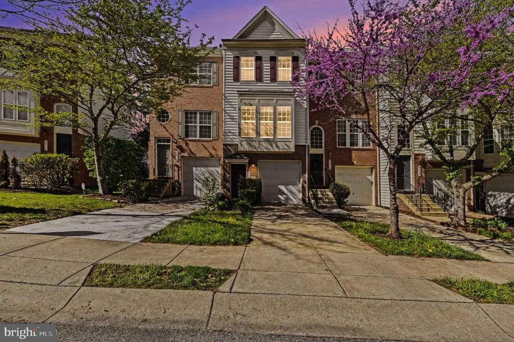 8016 PENNINGTON DRIVE Laurel, MD 20724