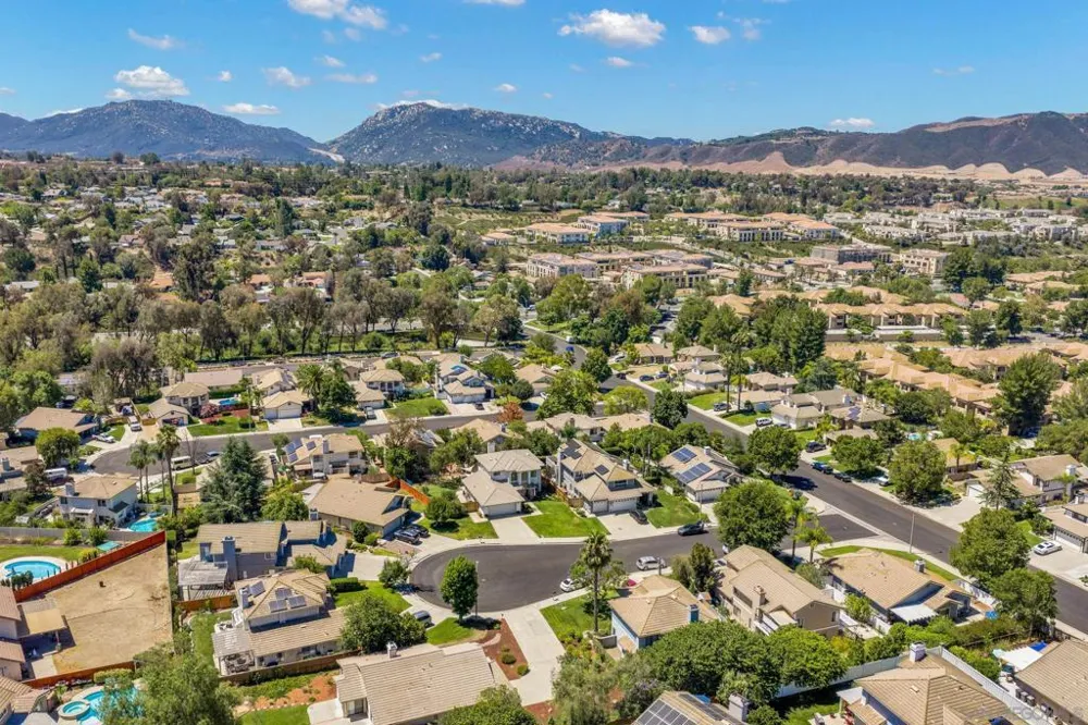 30279 Mersey Court Temecula, CA 92591