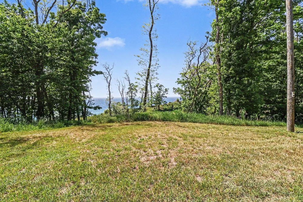 4539 S Lakeshore Drive #2.6 acres Vacant Land Ludington, MI 49431