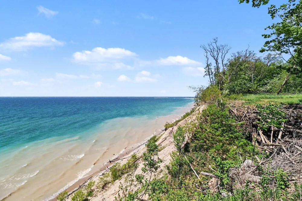 4539 S Lakeshore Drive #2.6 acres Vacant Land Ludington, MI 49431