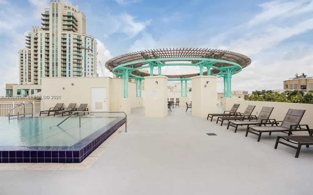 7280 SW 90th St #501 Miami, FL 33156