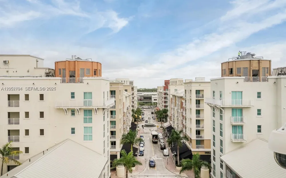 7280 SW 90th St #501 Miami, FL 33156