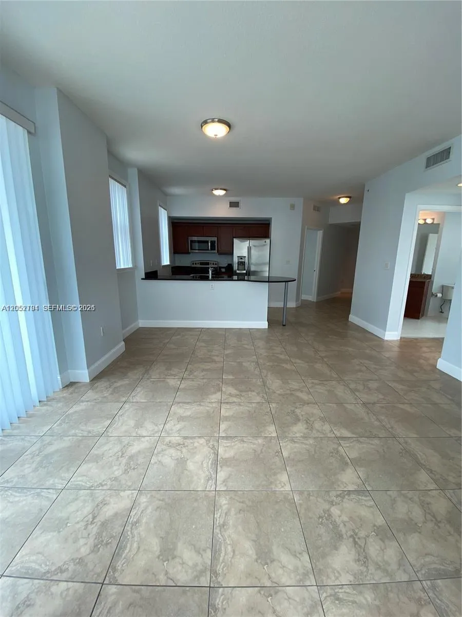 7280 SW 90th St #501 Miami, FL 33156