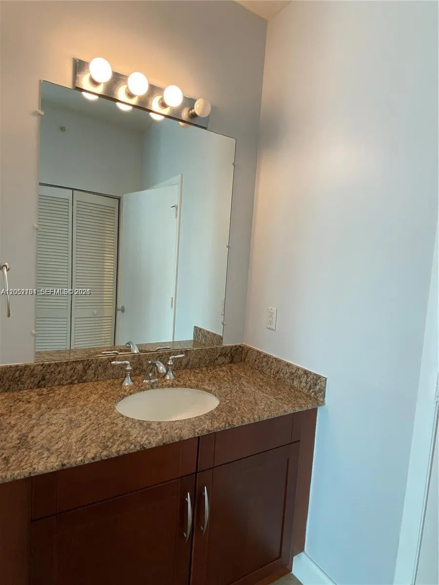 7280 SW 90th St #501 Miami, FL 33156