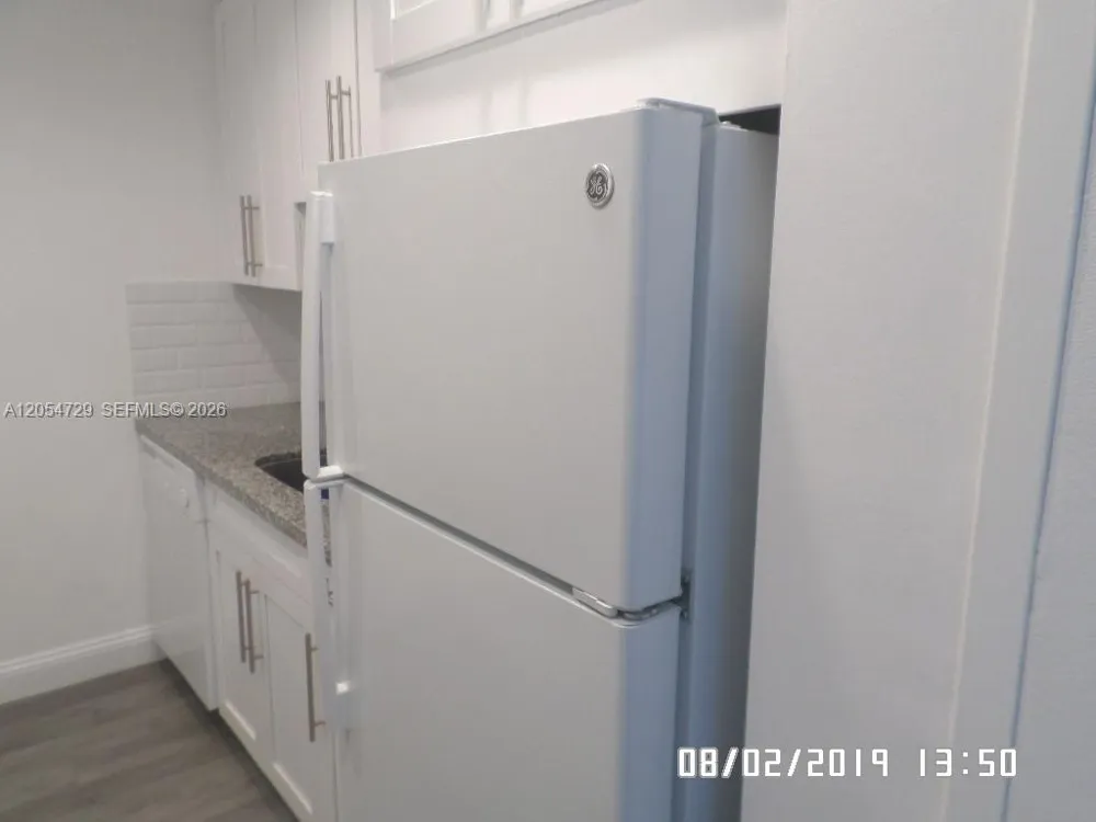 1865 79th St Cswy #6J North Bay Village, FL 33141