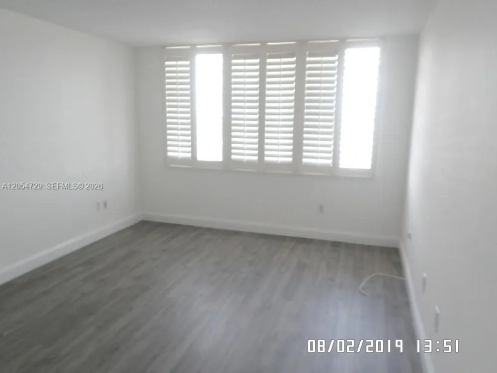 1865 79th St Cswy #6J North Bay Village, FL 33141
