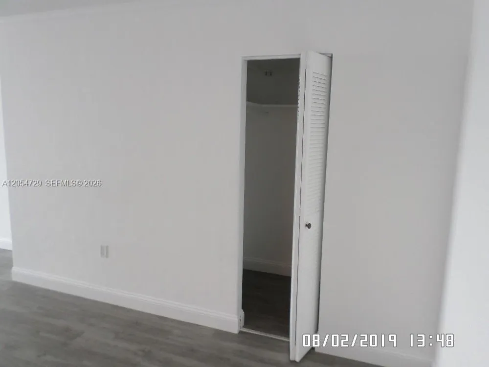 1865 79th St Cswy #6J North Bay Village, FL 33141