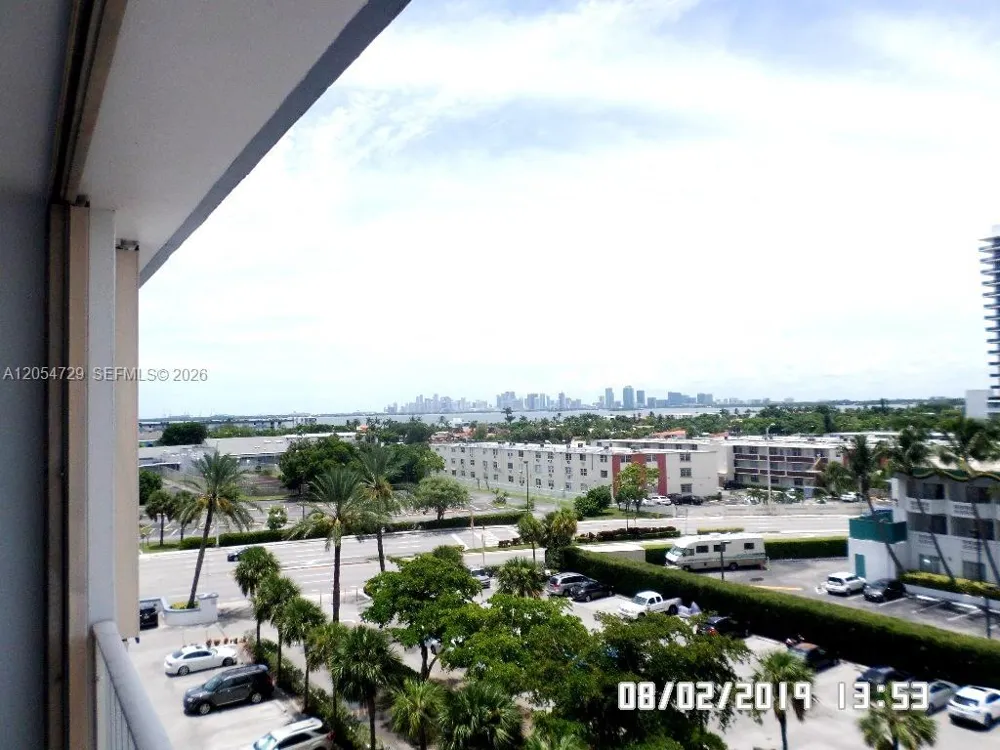 1865 79th St Cswy #6J North Bay Village, FL 33141
