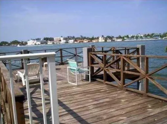 1865 79th St Cswy #6J North Bay Village, FL 33141