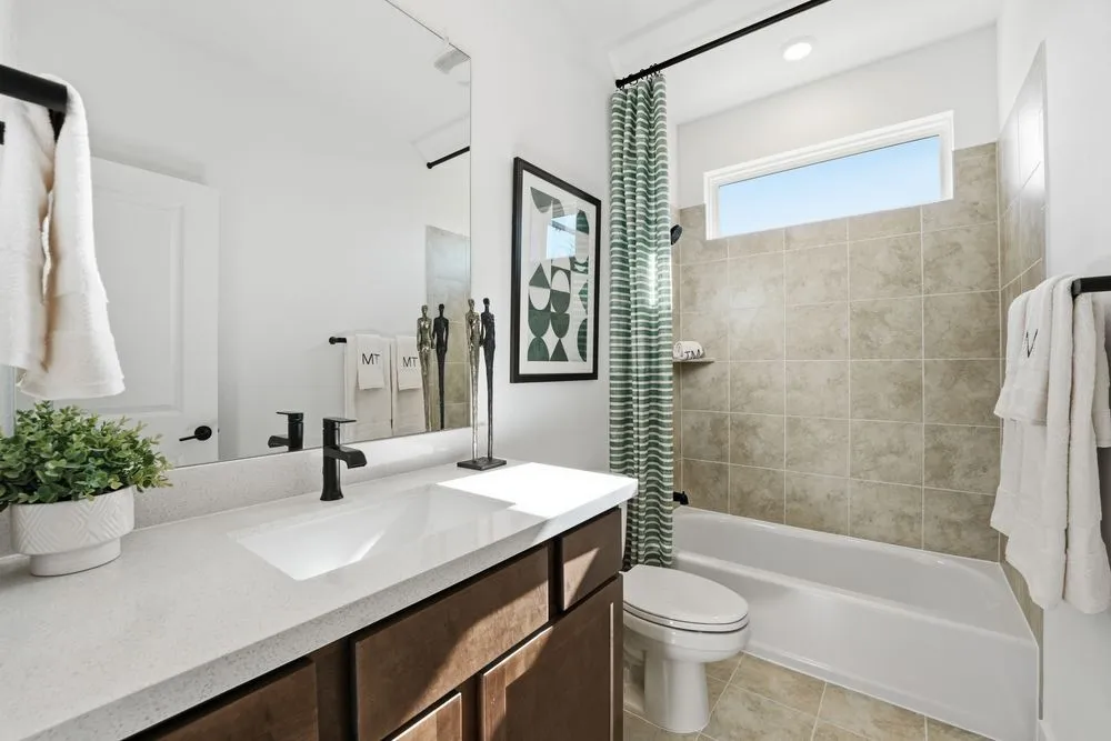 5212 La Spezia Way Leander, TX 78641
