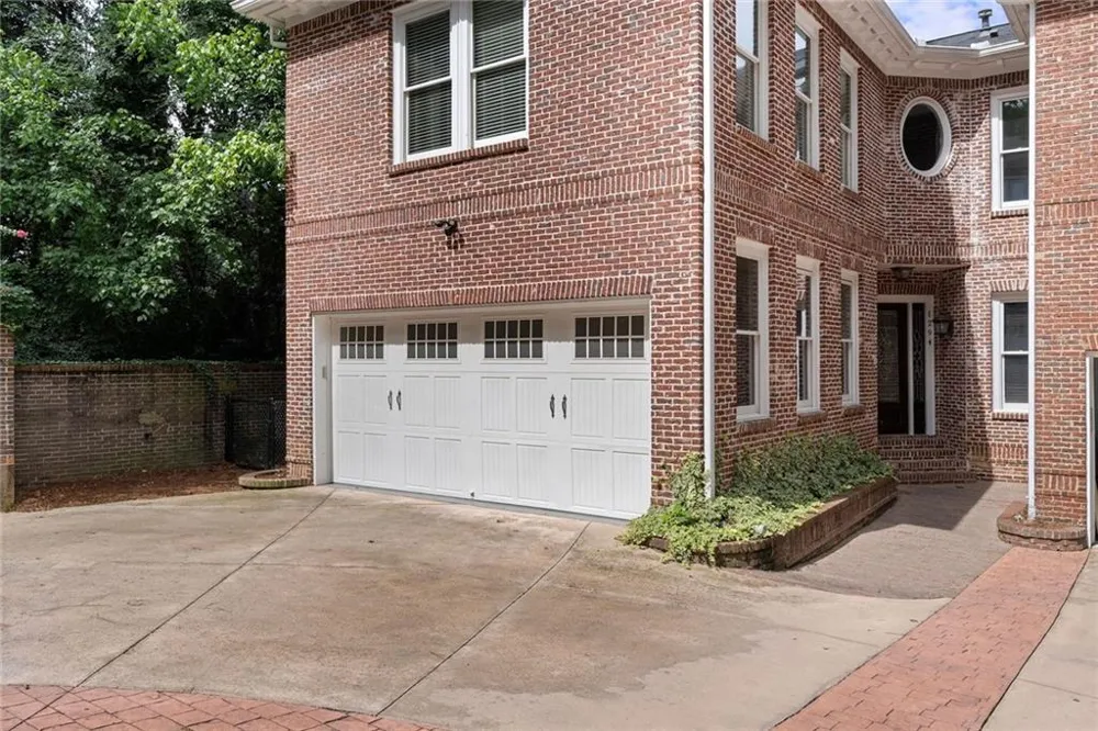 1294 Lenox Park Boulevard NE Brookhaven, GA 30319