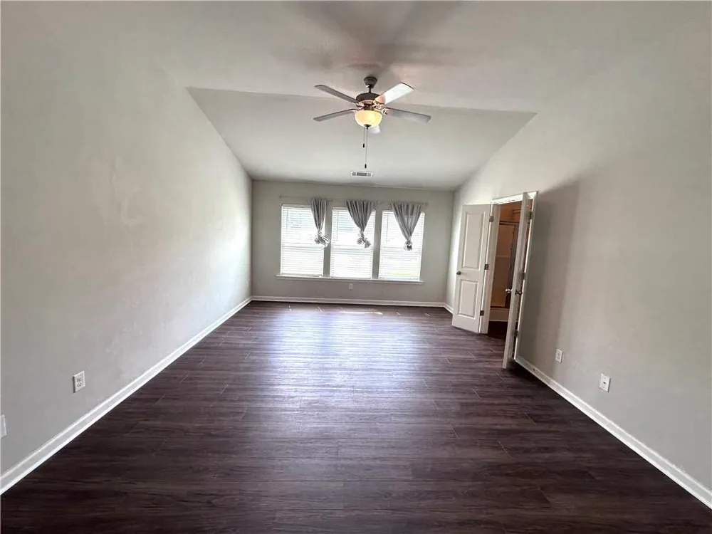76 Greenfield Drive Dawsonville, GA 30534