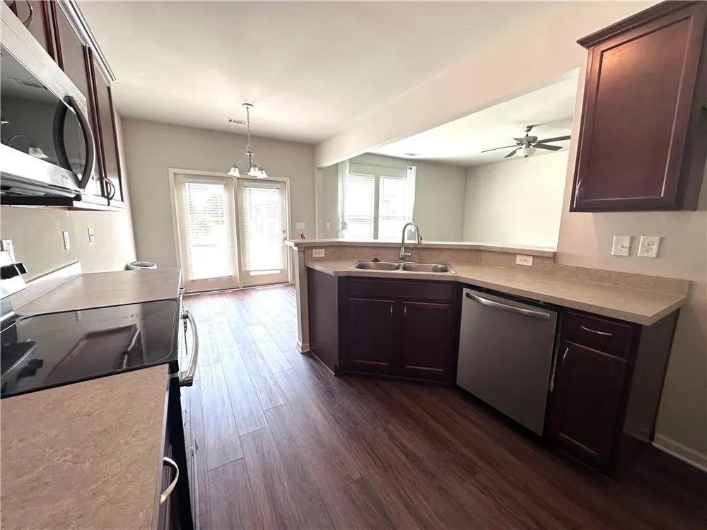 76 Greenfield Drive Dawsonville, GA 30534