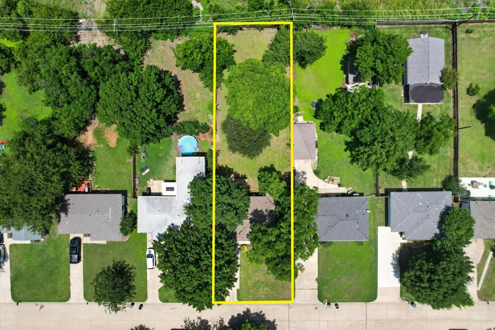 601 Circle Drive Arlington, TX 76010