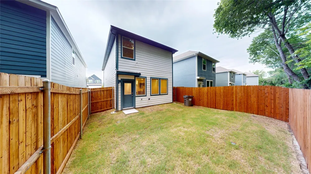 7014 Vining Drive Princeton, TX 75407