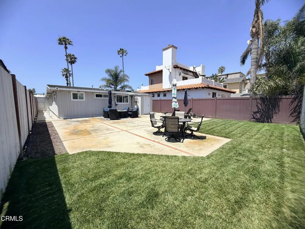 2263 Pierpont Boulevard Ventura, CA 93001