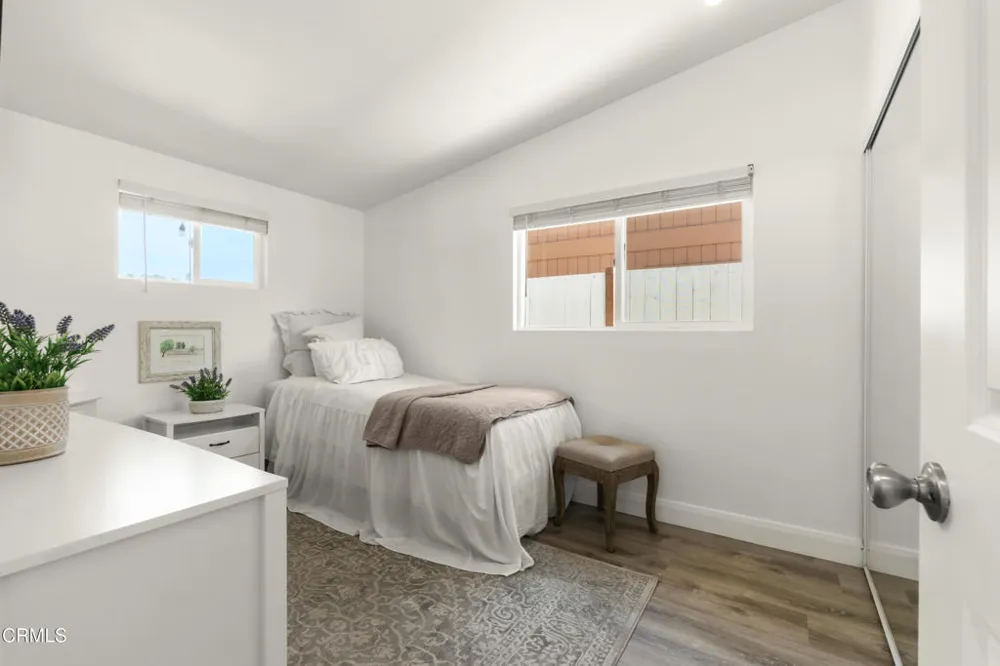 2263 Pierpont Boulevard Ventura, CA 93001