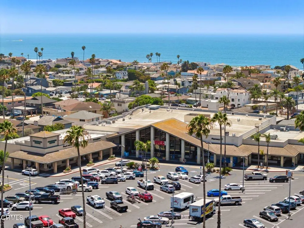 2263 Pierpont Boulevard Ventura, CA 93001