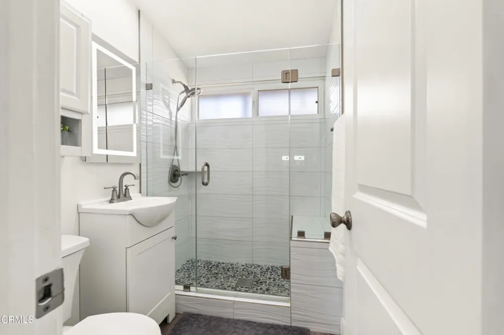 2263 Pierpont Boulevard Ventura, CA 93001