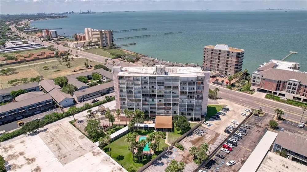 4600 Ocean Drive #605 Corpus Christi, TX 78412