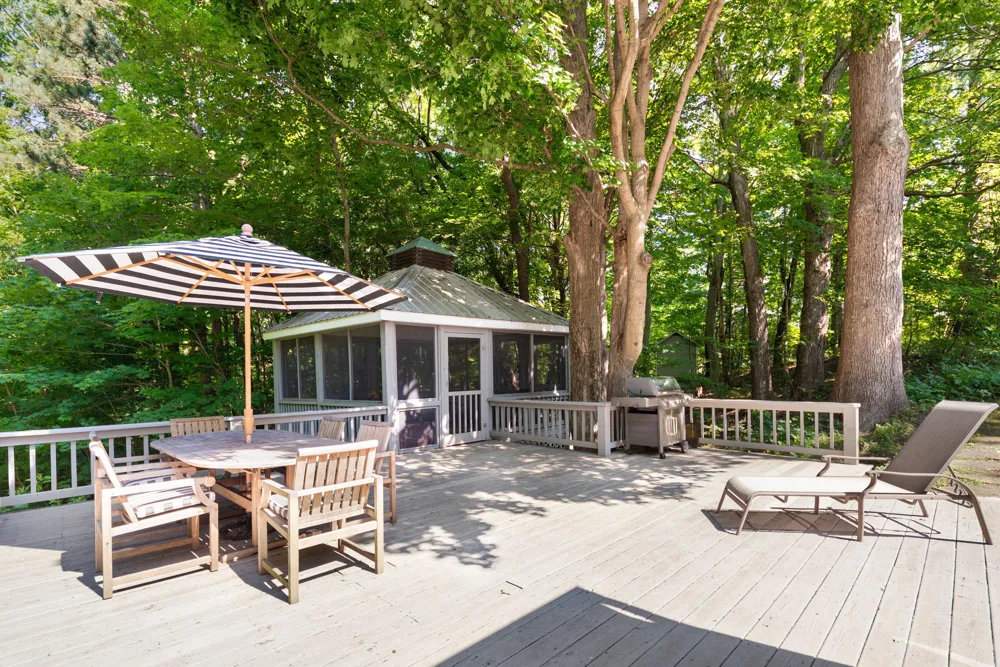 5515 Kaiser Road Sawyer, MI 49125