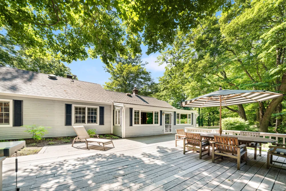 5515 Kaiser Road Sawyer, MI 49125