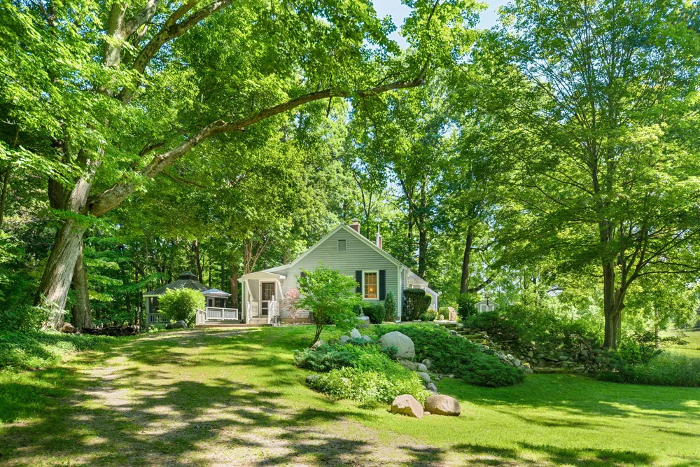 5515 Kaiser Road Sawyer, MI 49125