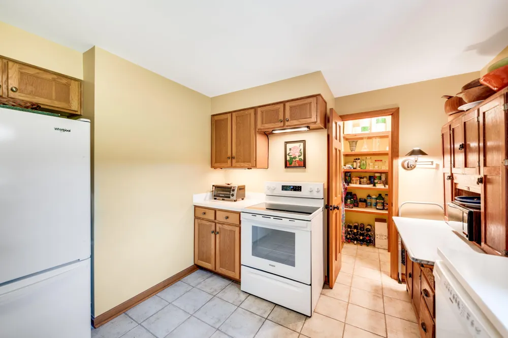 5515 Kaiser Road Sawyer, MI 49125