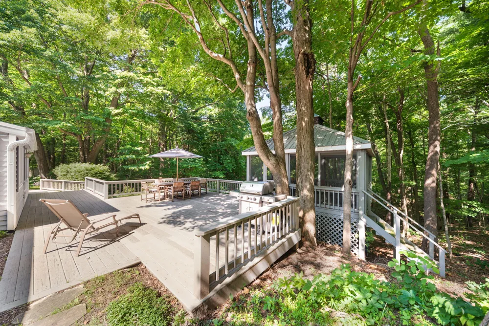 5515 Kaiser Road Sawyer, MI 49125