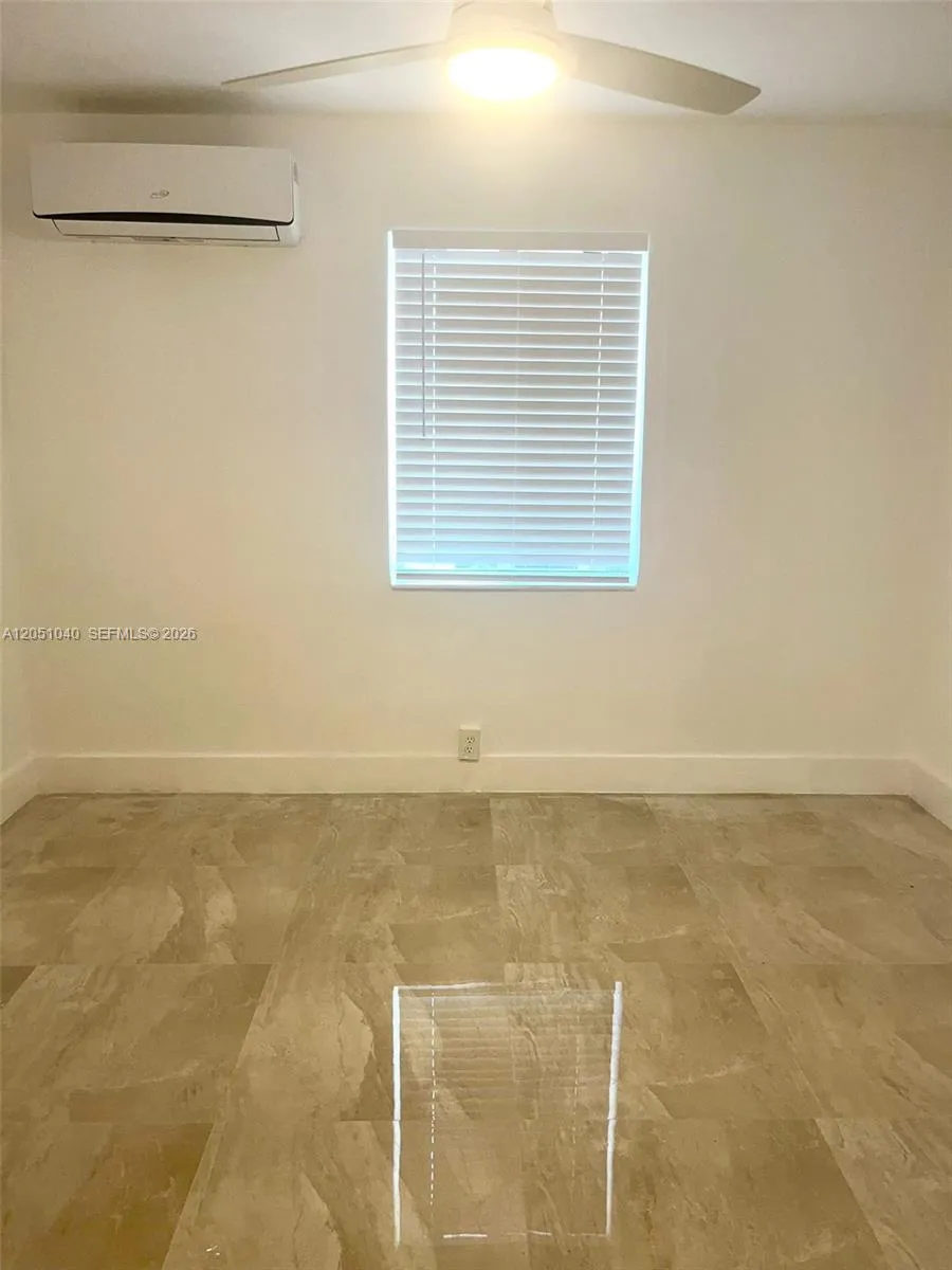 116 EDMUND RD West Park, FL 33023