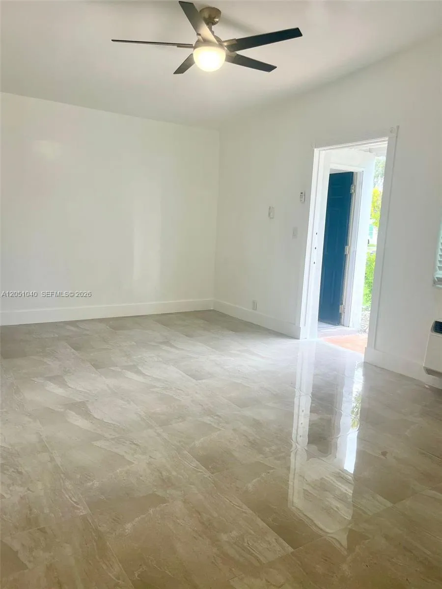 116 EDMUND RD West Park, FL 33023