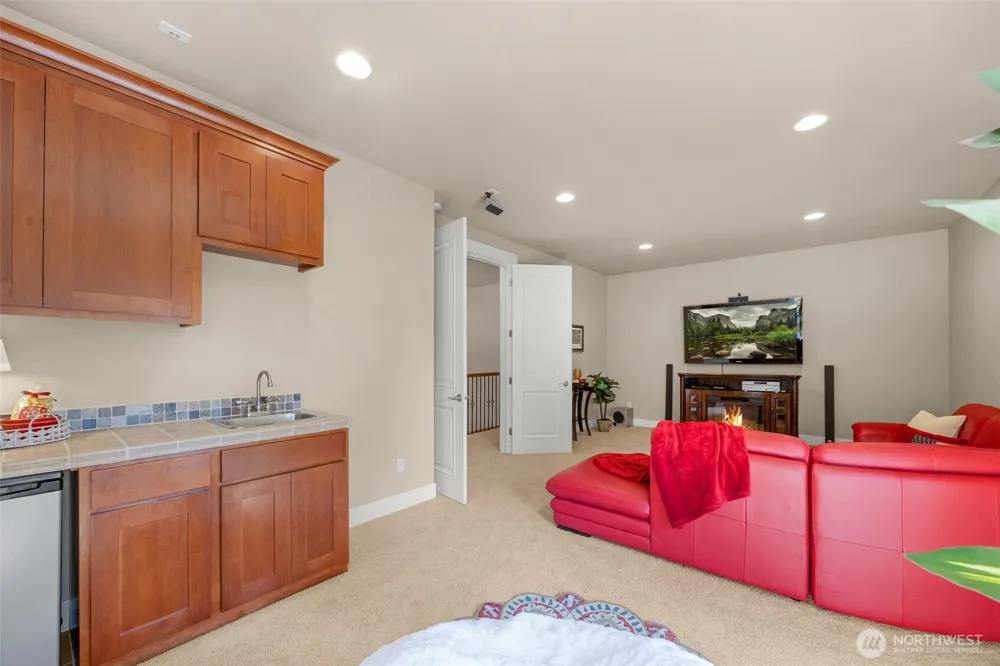 3329 282nd Street NE Arlington, WA 98223