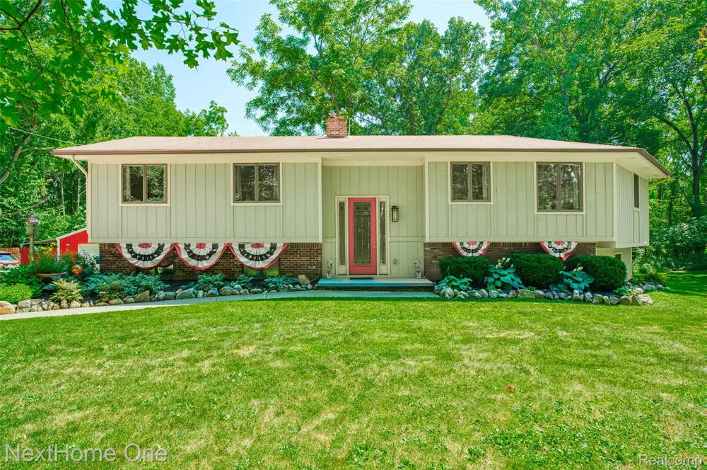 4423 Mason Road Marion Township, MI 48843