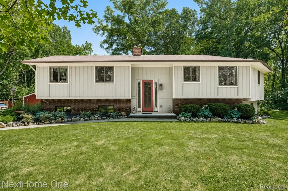 4423 Mason Road Marion Township, MI 48843