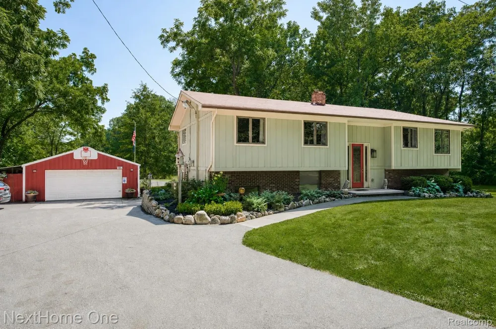 4423 Mason Road Marion Township, MI 48843