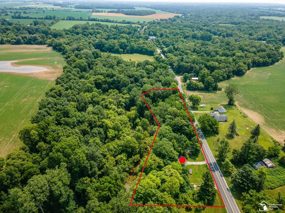 1606 Mooreville Road York Charter Township, MI 48160