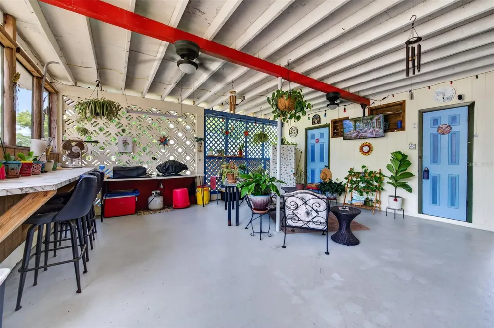 6 HIGHRIDGE ROAD Daytona Beach, FL 32117