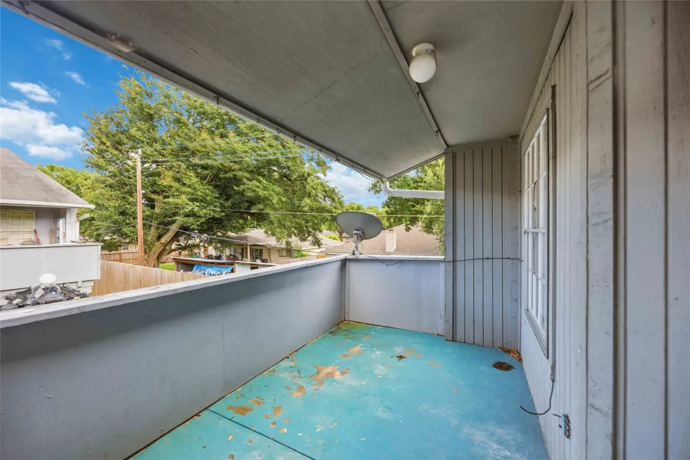 9797 Leawood Boulevard #1202 Houston, TX 77099
