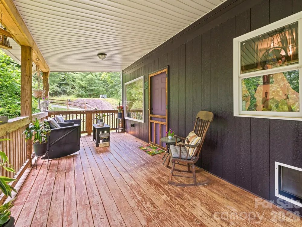 322 McKinzie Place Waynesville, NC 28785