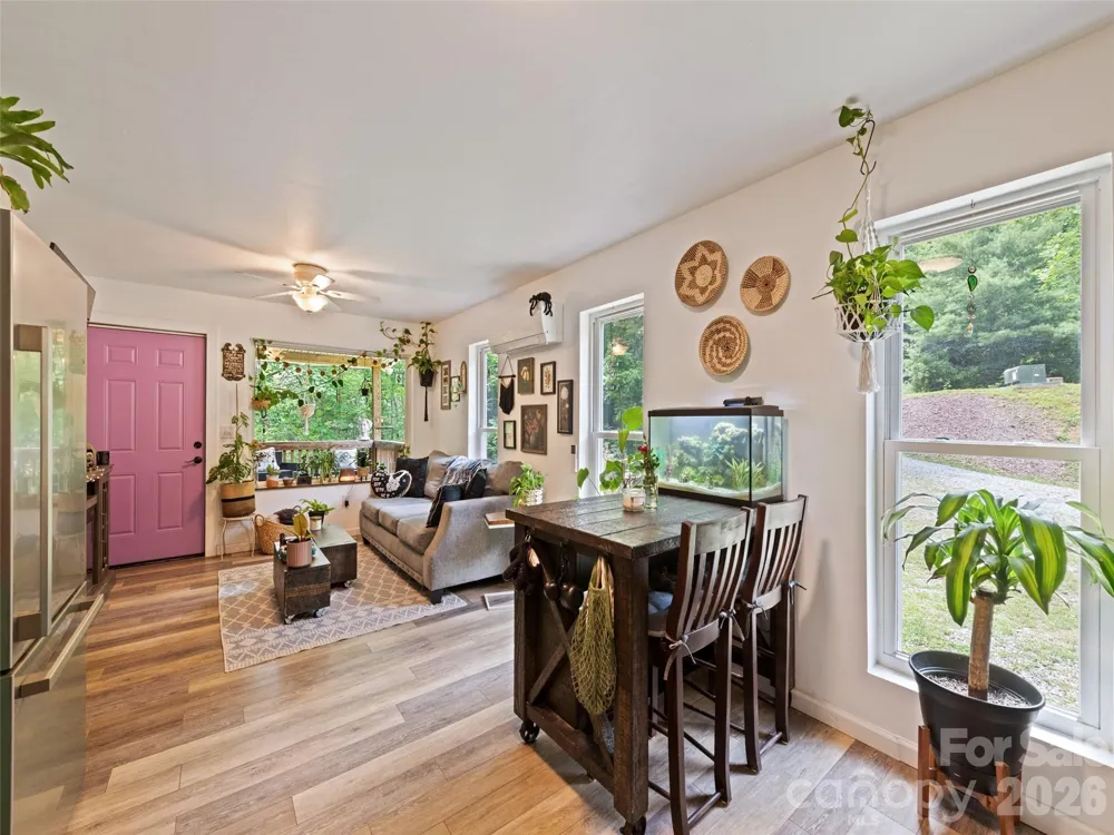 322 McKinzie Place Waynesville, NC 28785