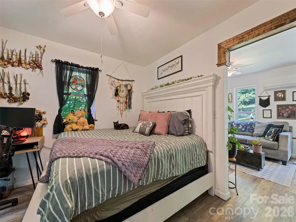 322 McKinzie Place Waynesville, NC 28785