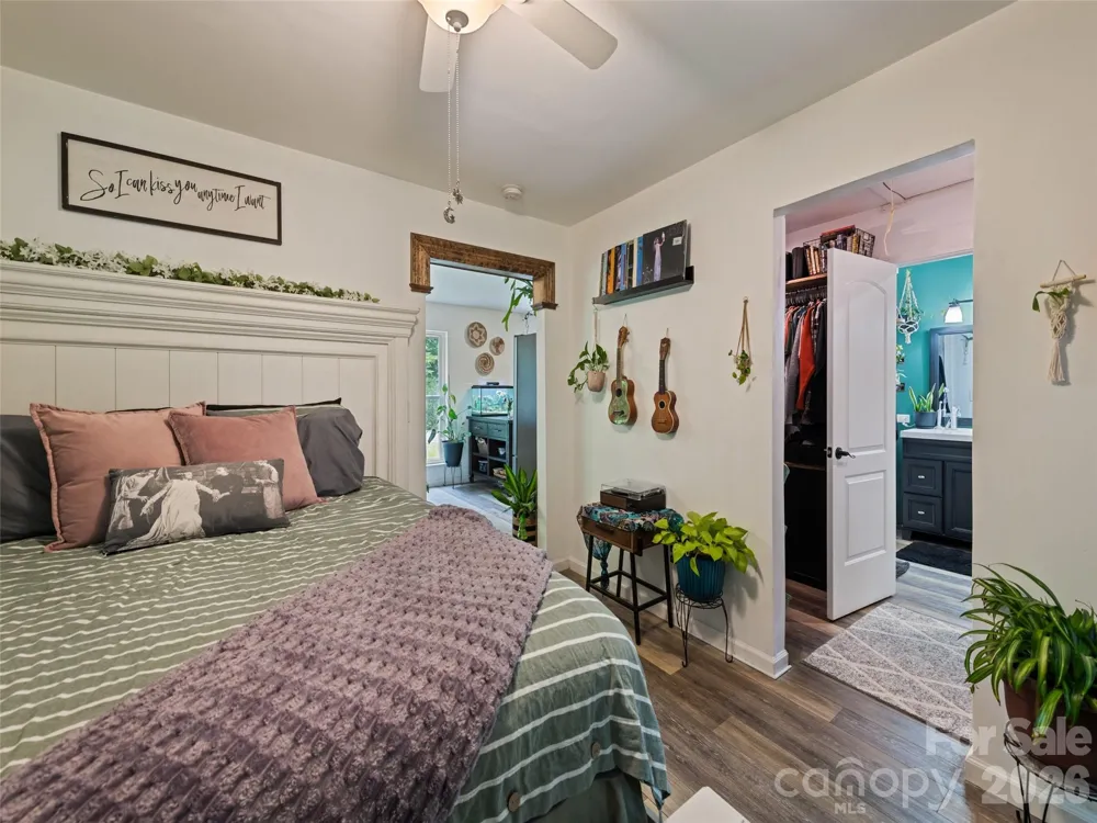 322 McKinzie Place Waynesville, NC 28785